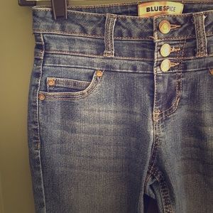 High-wasted Skinny Jeans
